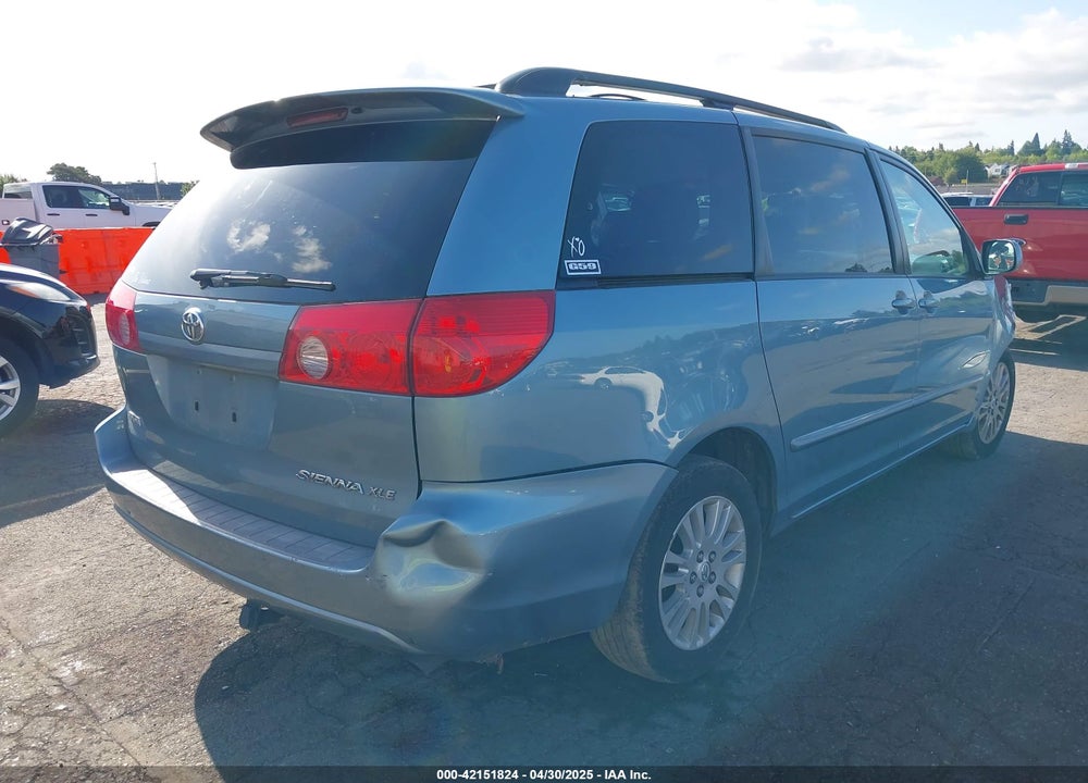 2007 TOYOTA SIENNA XLE VIN: 5TDZK22C37S070779