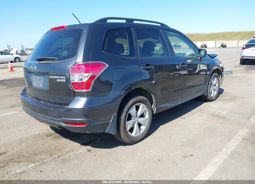2015 SUBARU FORESTER VIN: JF2SJADC9FH592641