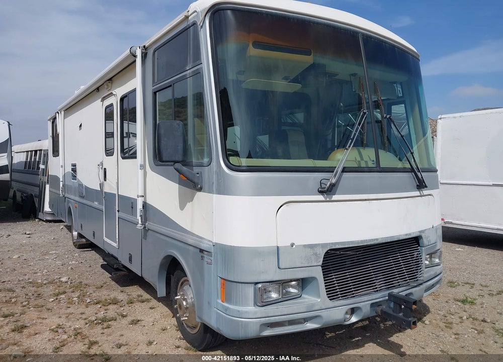 1999 FORD F550 SUPER DUTY STRIPPED CHASS VIN: 3FCNF53S5XJA02690