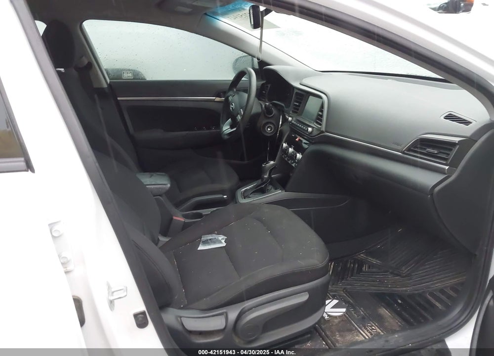 2020 HYUNDAI ELANTRA SEL VIN: 5NPD84LF5LH604619