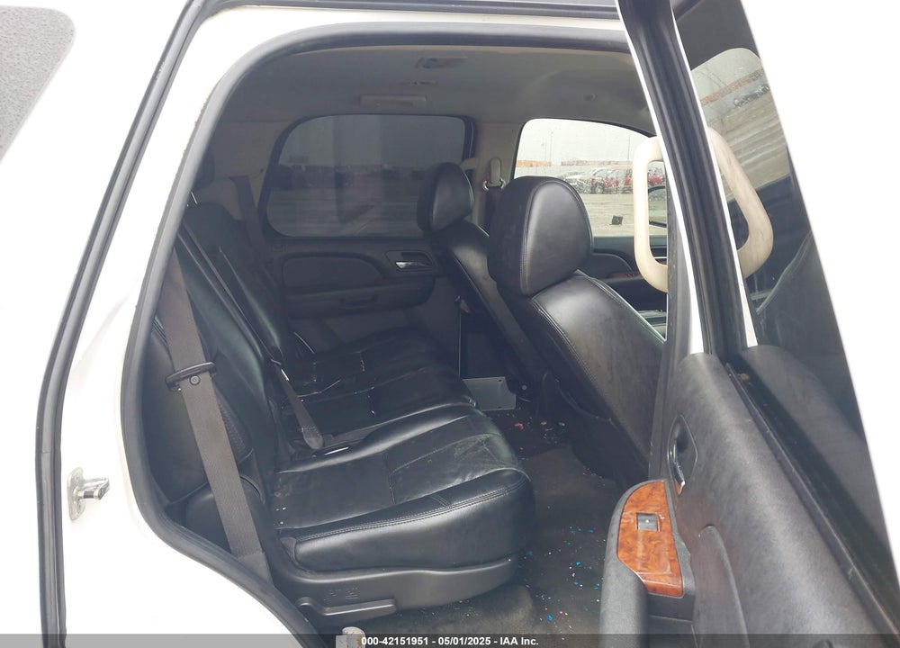 2007 CHEVROLET TAHOE VIN: 1GNFC13017R275263