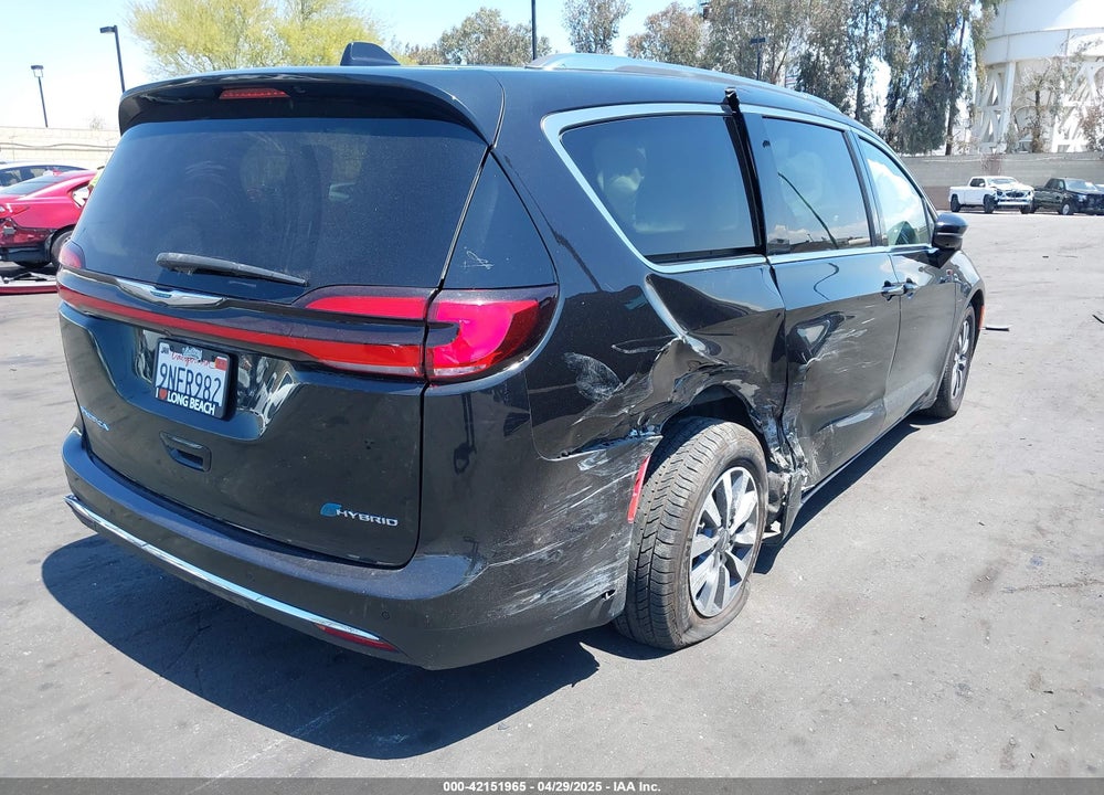 2021 CHRYSLER PACIFICA HYBRID TOURING L VIN: 2C4RC1L71MR599631