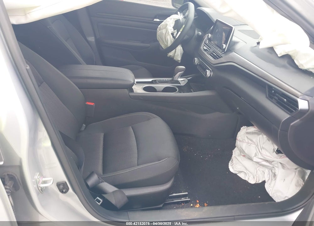 2024 NISSAN ALTIMA SV FWD VIN: 1N4BL4DV8RN427073