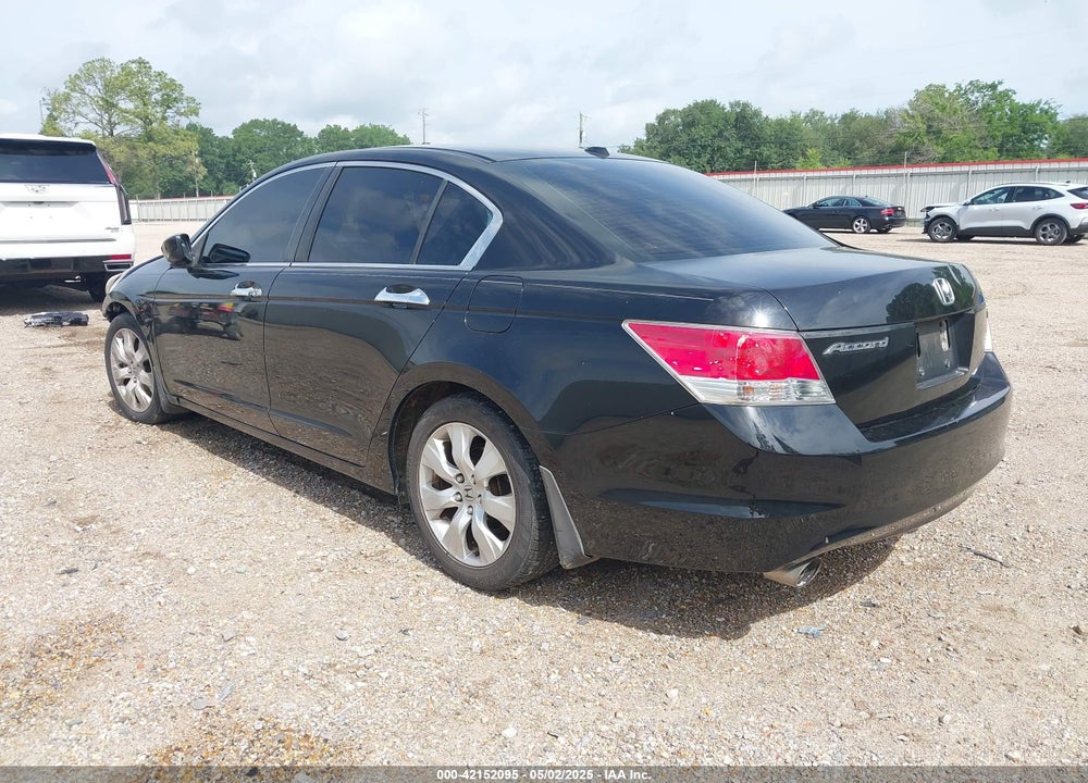 2010 HONDA ACCORD VIN: 1HGCP3F81AA012887