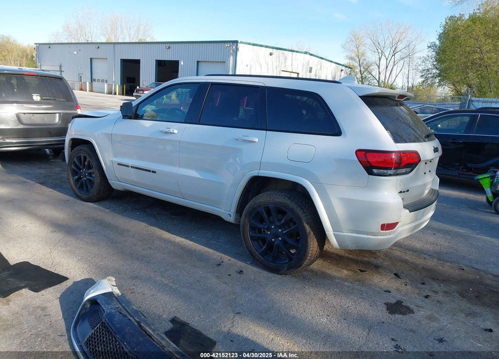 2022 JEEP GRAND CHEROKEE WK VIN: 1C4RJFAG4NC120103