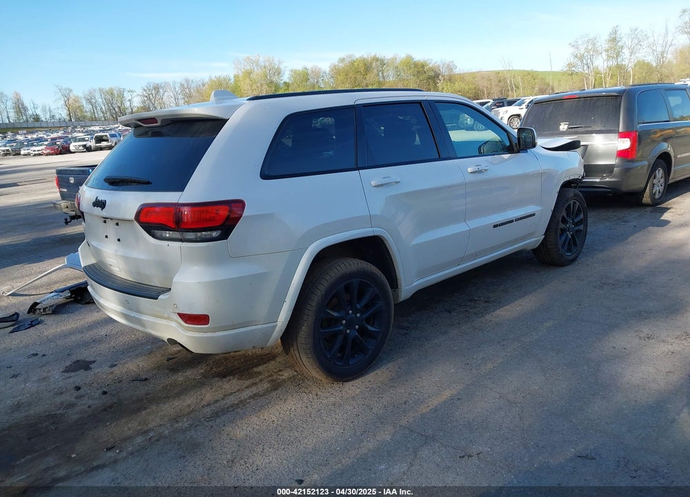 2022 JEEP GRAND CHEROKEE WK VIN: 1C4RJFAG4NC120103