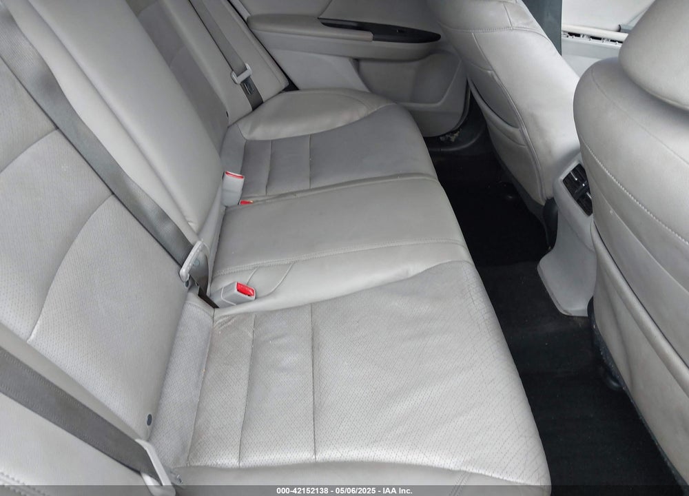 2017 HONDA ACCORD EX-L VIN: 1HGCR2F80HA209449