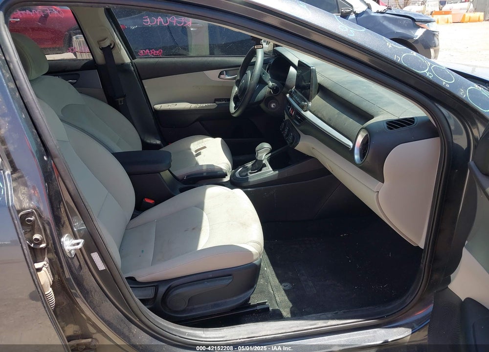 2023 KIA FORTE LXS VIN: 3KPF24AD8PE597588
