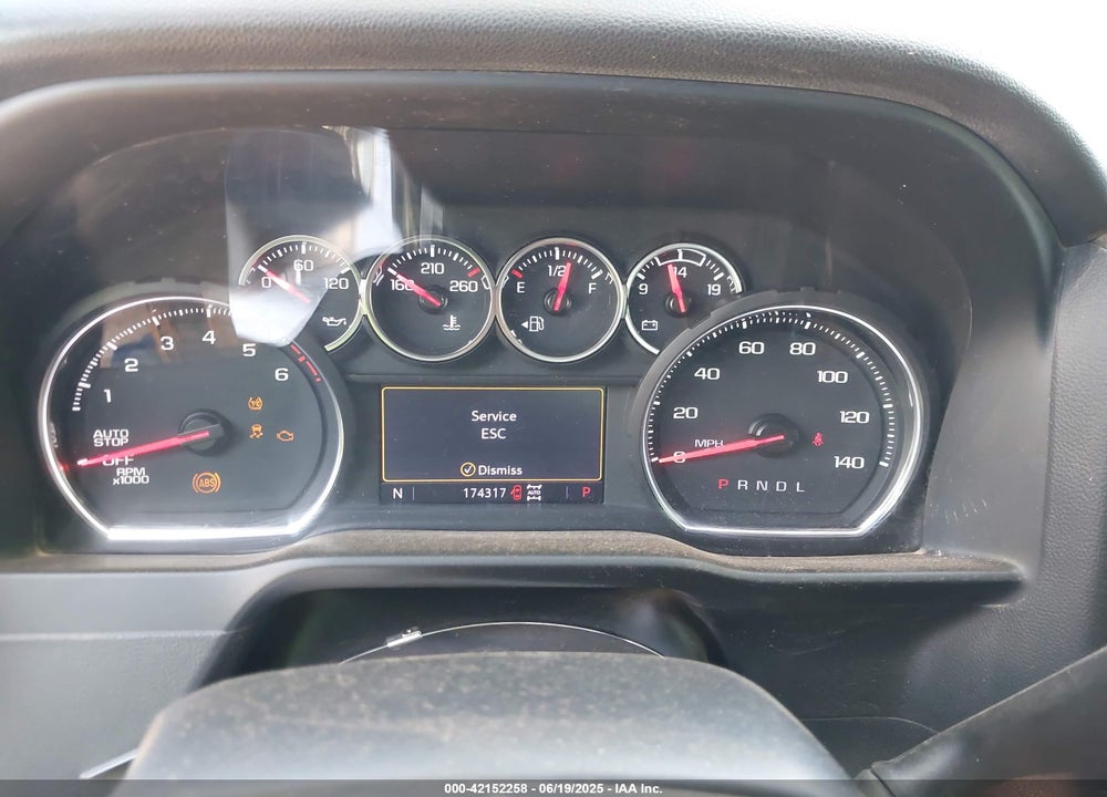 2021 CHEVROLET SILVERADO 1500 4WD SHORT BED LT TRAIL BOSS VIN: 1GCPYFED4MZ200872