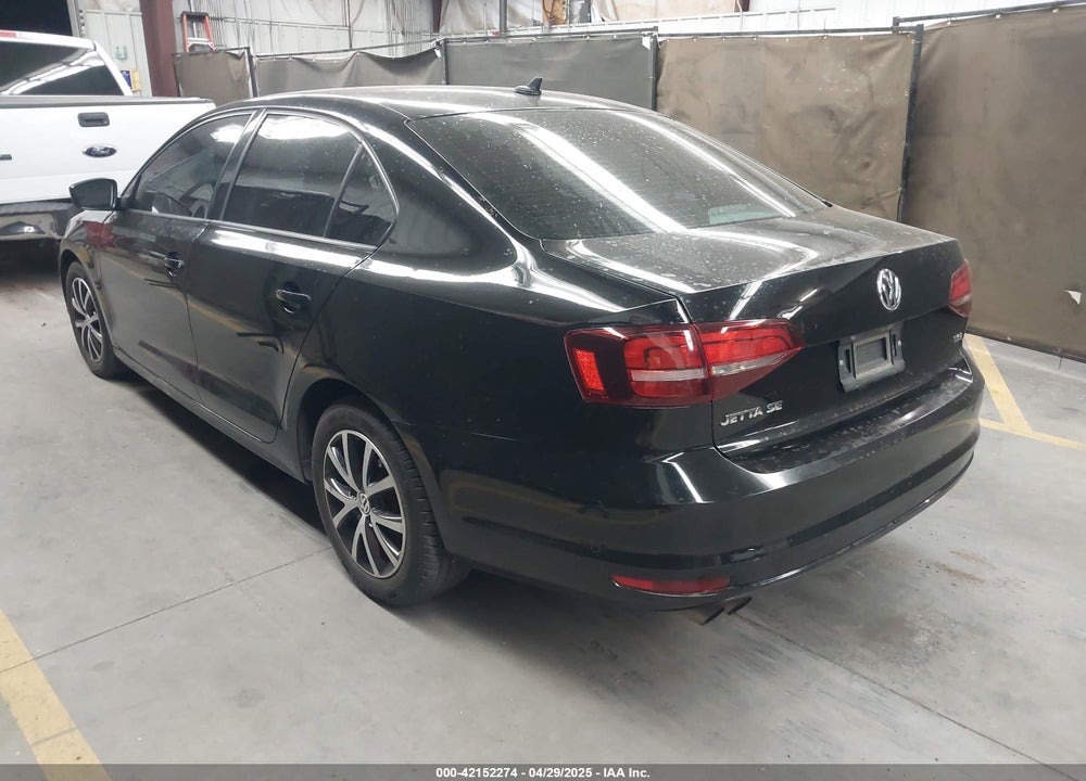 2016 VOLKSWAGEN JETTA VIN: 3VWD67AJ9GM261972