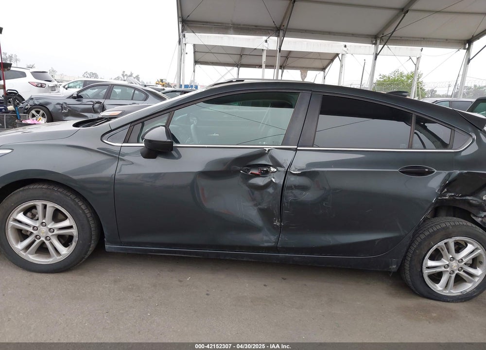 2018 CHEVROLET CRUZE LT AUTO VIN: 3G1BE6SM4JS594270