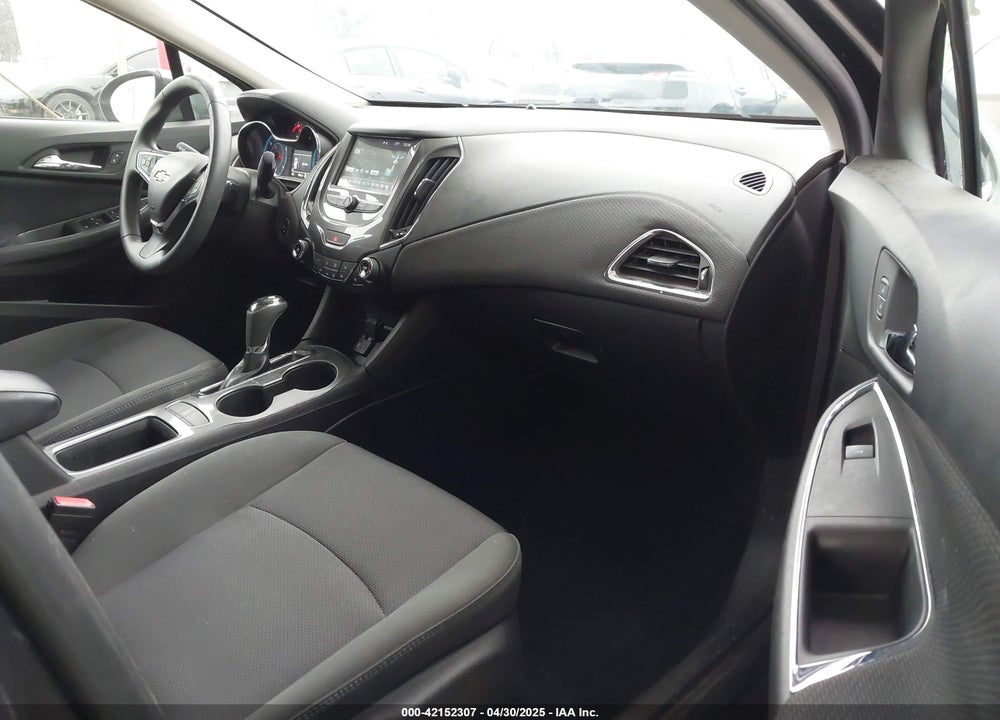 2018 CHEVROLET CRUZE LT AUTO VIN: 3G1BE6SM4JS594270