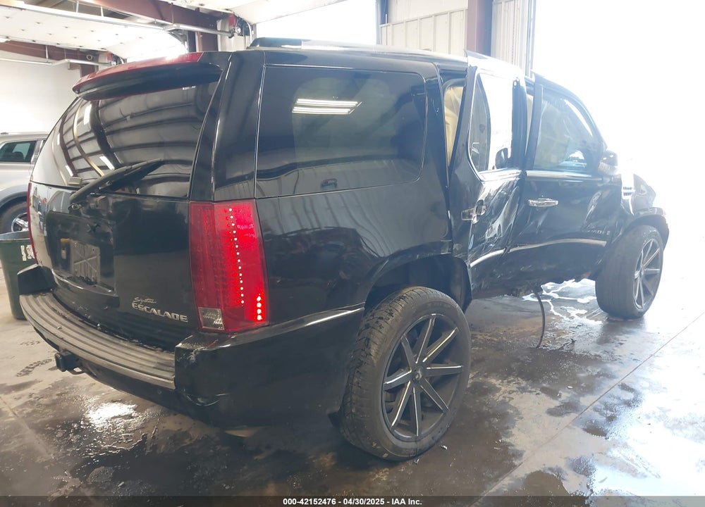 2007 CADILLAC ESCALADE STANDARD VIN: 1GYFK63807R406868