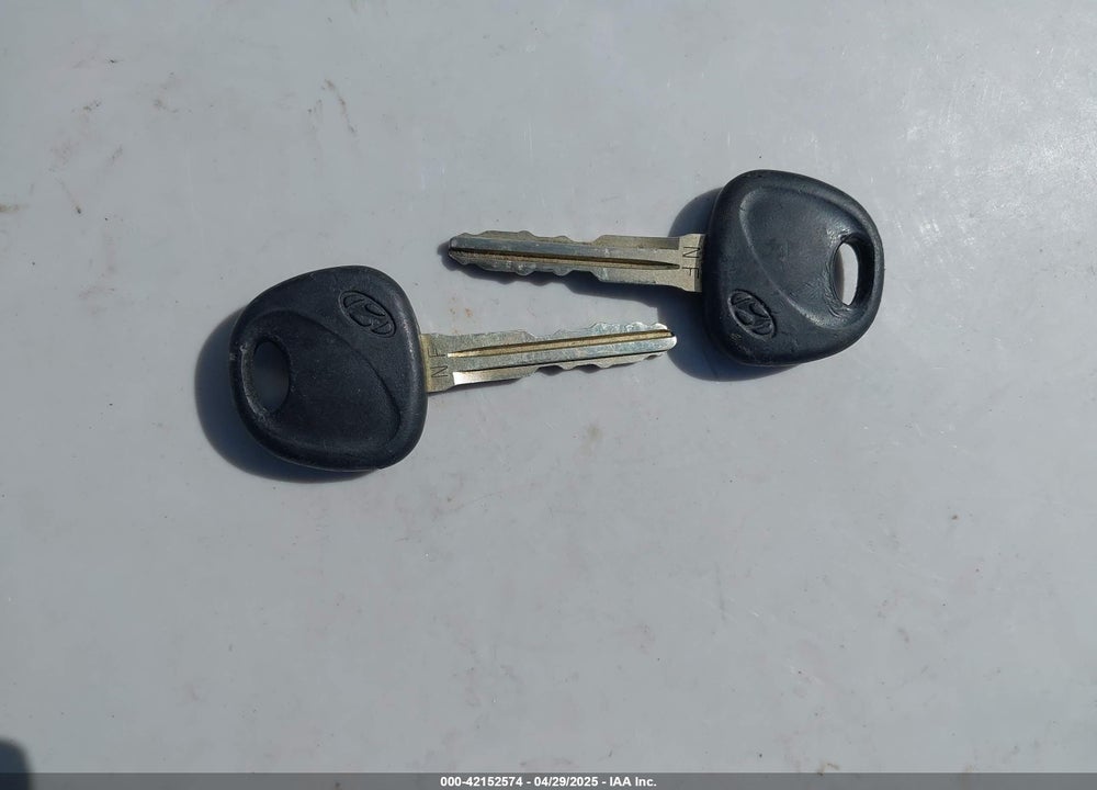 2007 HYUNDAI SONATA GLS VIN: 5NPET46C07H221648