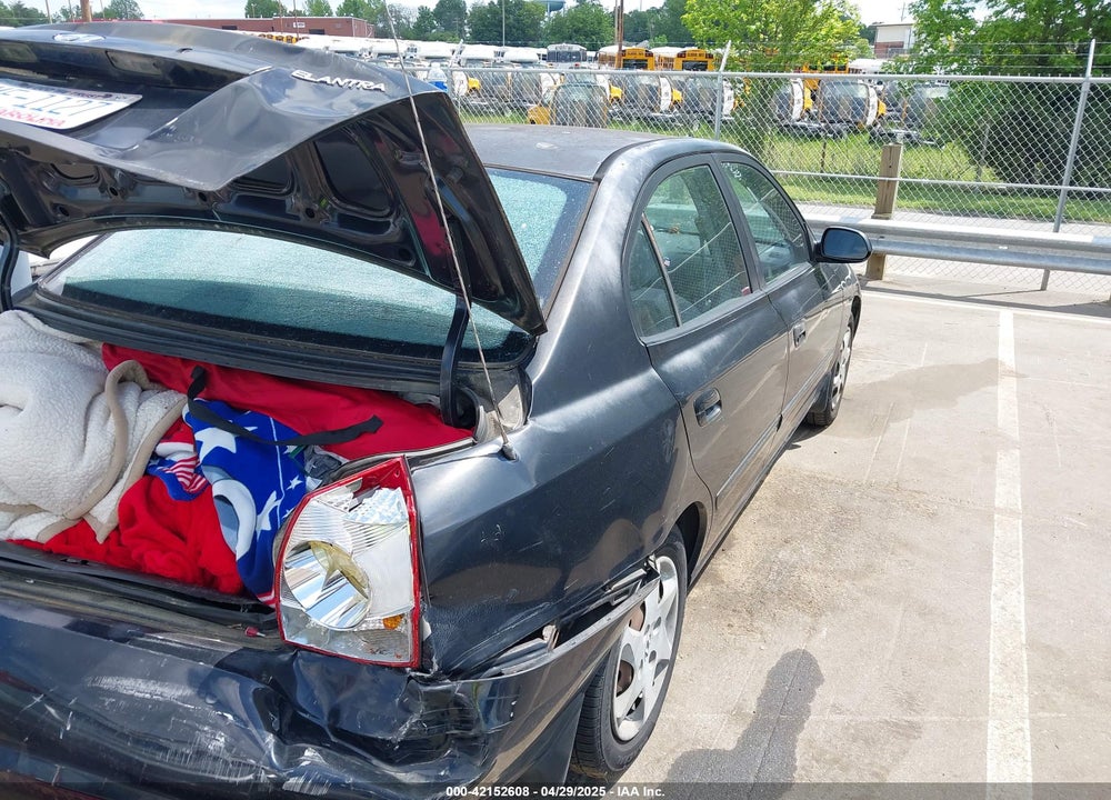 2006 HYUNDAI ELANTRA VIN: KMHDN46D26U297046