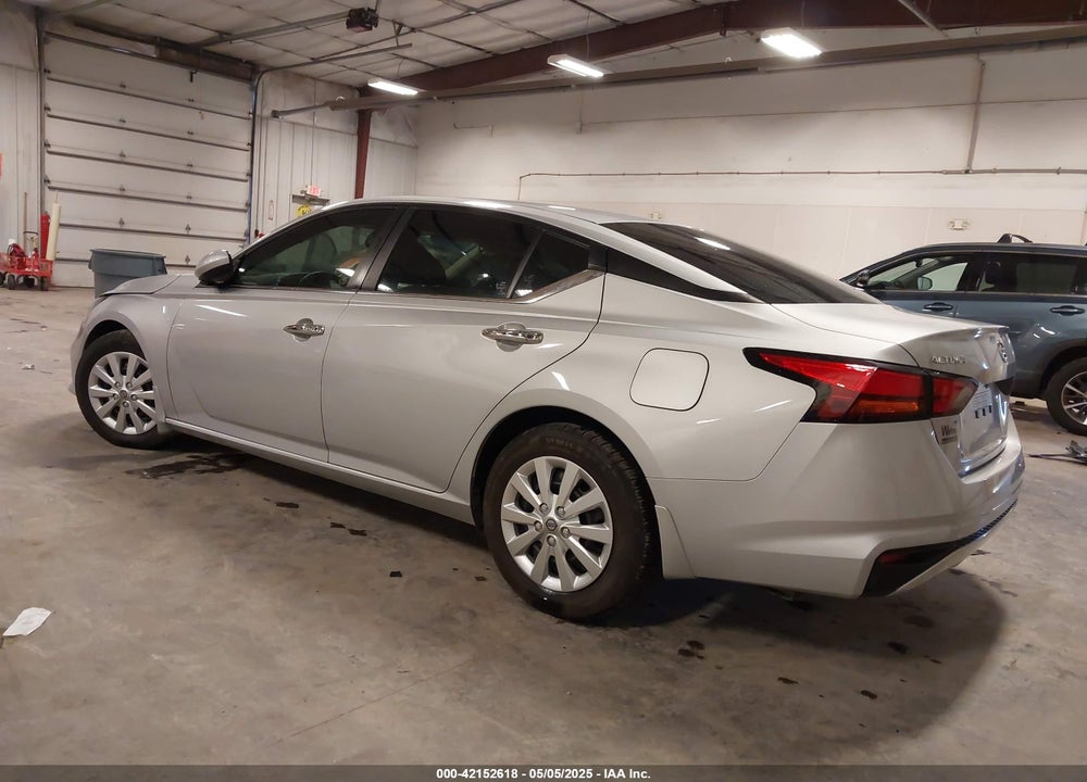 2022 NISSAN ALTIMA S FWD VIN: 1N4BL4BV4NN373817