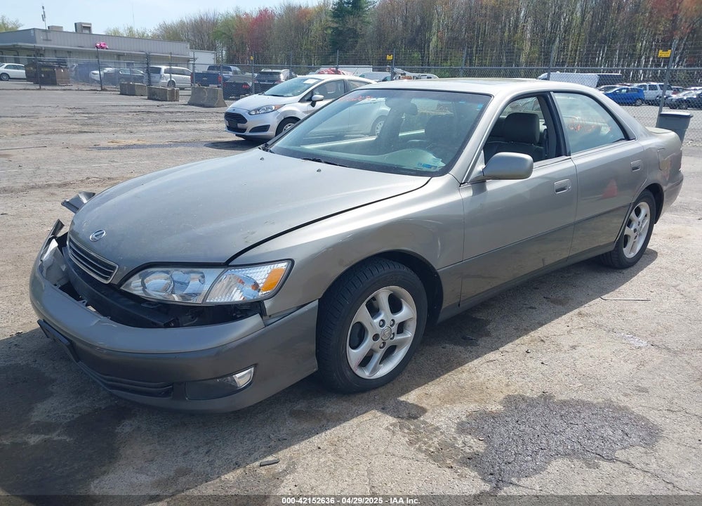 2001 LEXUS ES 300 VIN: JT8BF28G110334879
