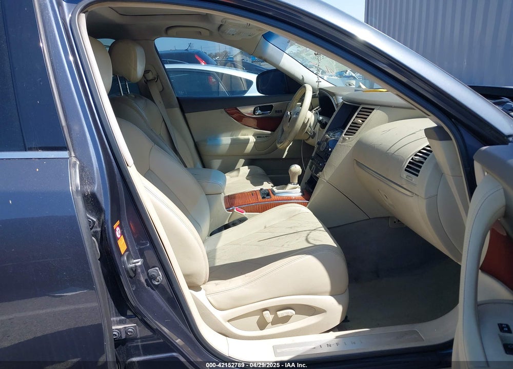 2009 INFINITI FX35 VIN: JNRAS18U69M102629