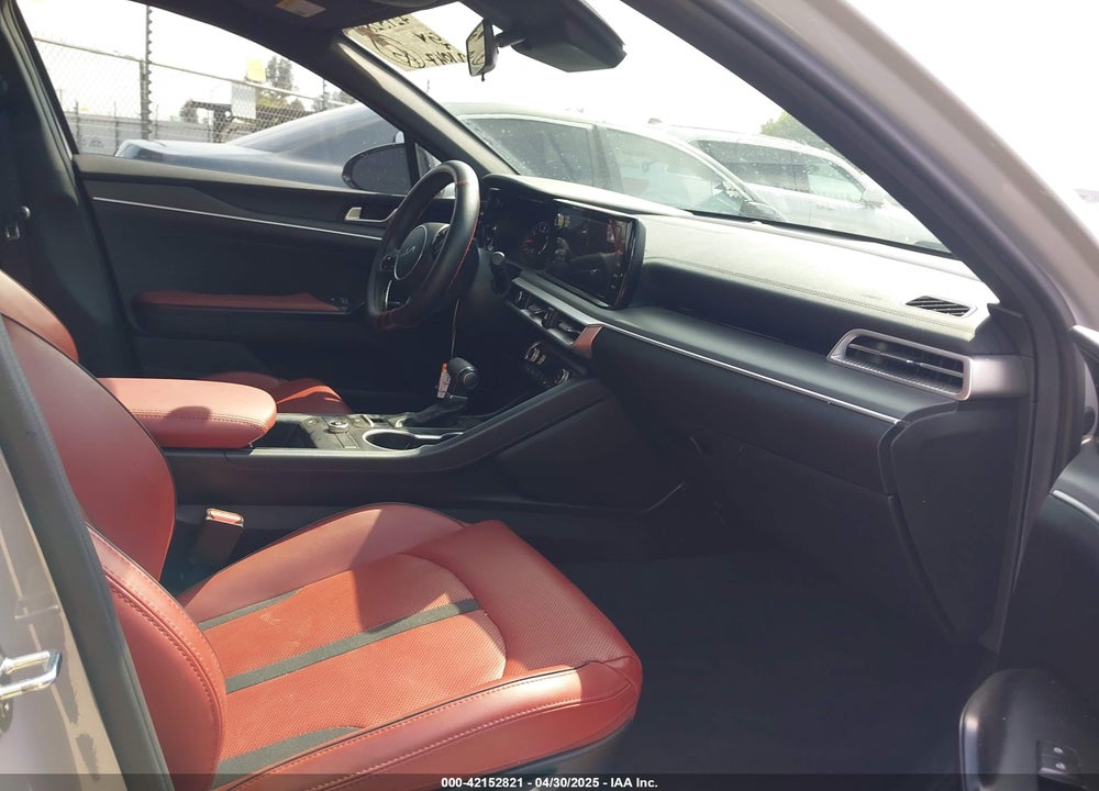 2022 KIA K5 VIN: 5XXG64J24NG124203