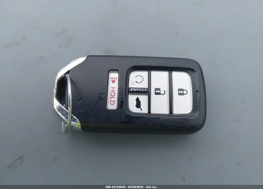 2018 HONDA CR-V VIN: 7FARW2H99JE093502