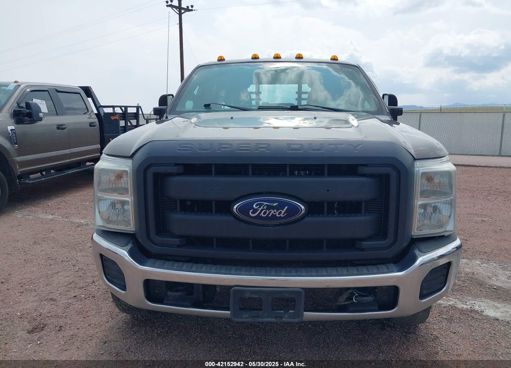 2016 FORD F-350 CHASSIS XL VIN: 1FD8W3H64GEC74824