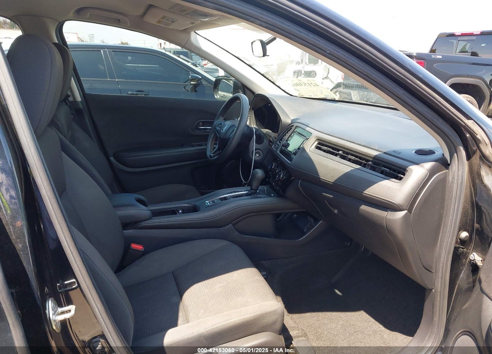 2019 HONDA HR-V LX VIN: 3CZRU5H38KM710281