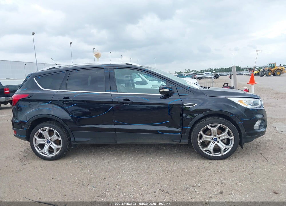 2019 FORD ESCAPE TITANIUM VIN: 1FMCU9J9XKUB41992