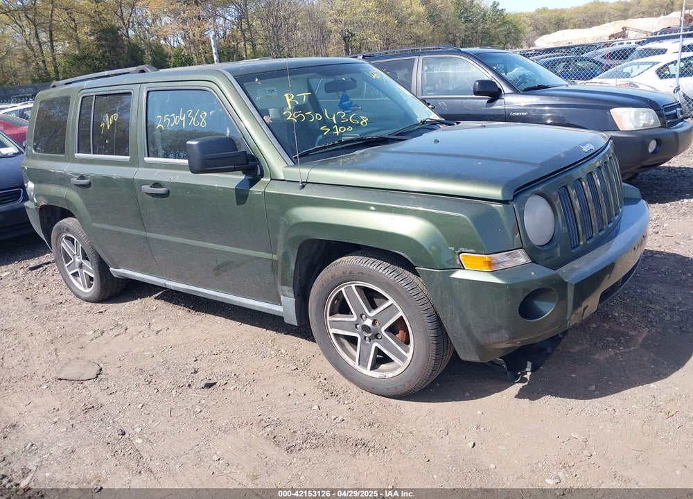 2008 JEEP PATRIOT SPORT VIN: 1J8FT28W18D777032
