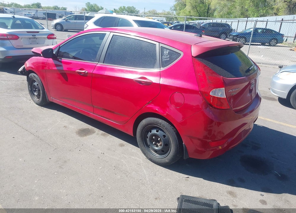 2013 HYUNDAI ACCENT VIN: KMHCU5AE6DU092072