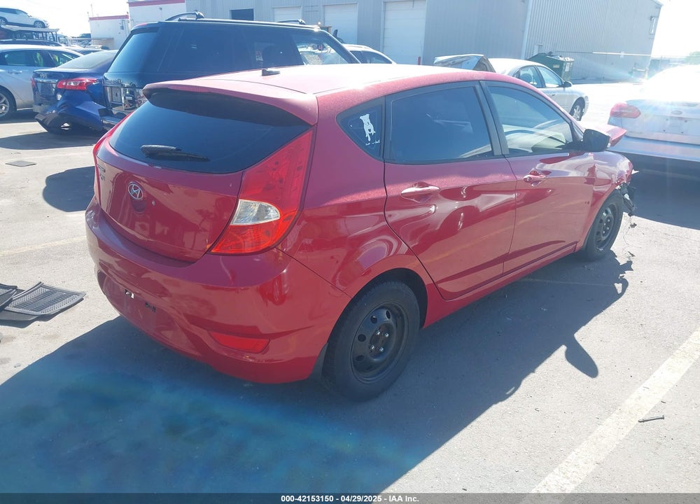 2013 HYUNDAI ACCENT VIN: KMHCU5AE6DU092072