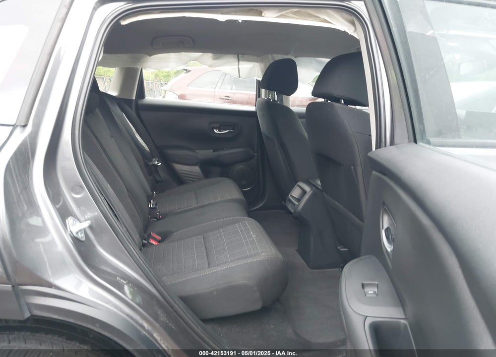 2025 HONDA HR-V VIN: 3CZRZ2H31SM742182