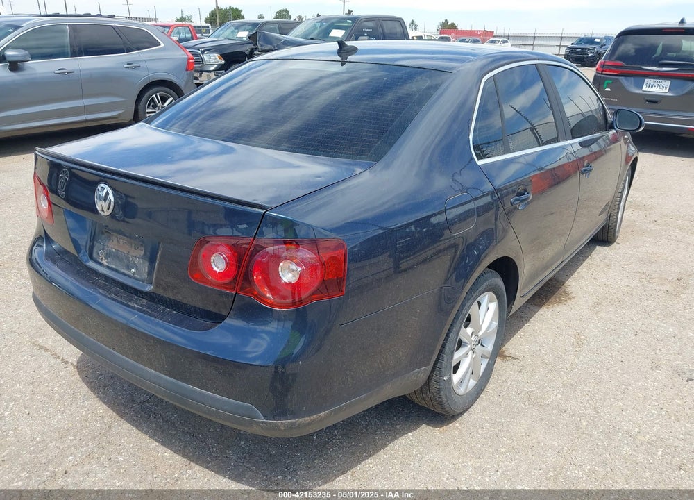2010 VOLKSWAGEN JETTA VIN: 3VWRX7AJ1AM067933