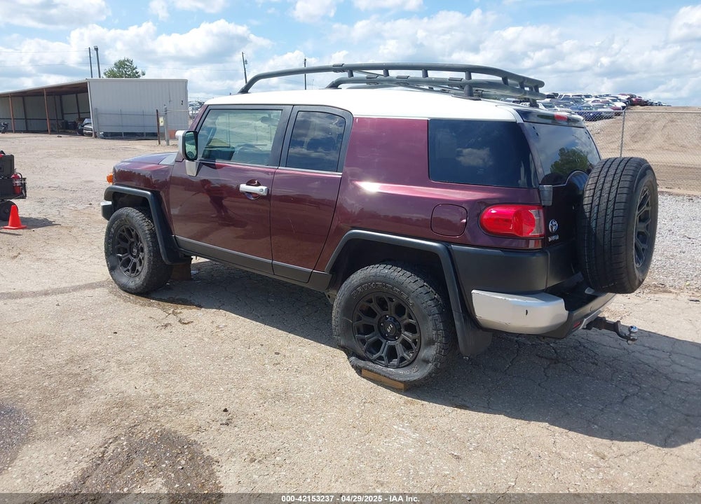 2007 TOYOTA FJ CRUISER VIN: JTEZU11F470018513
