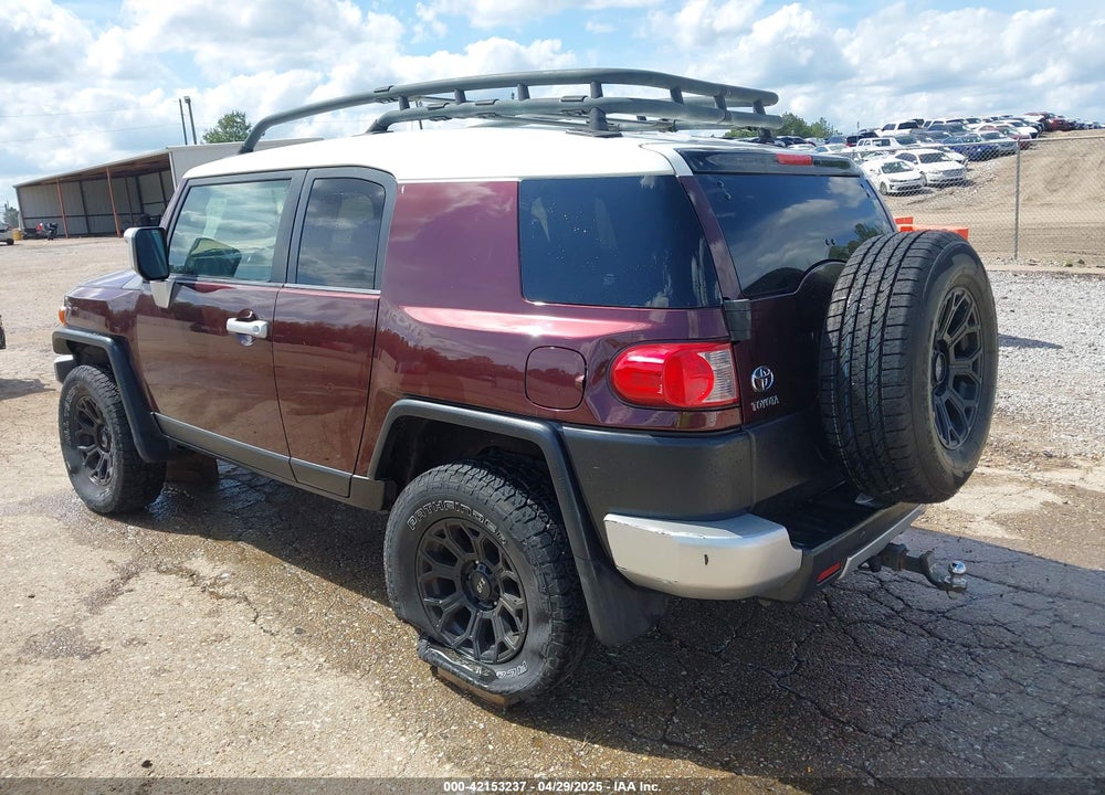 2007 TOYOTA FJ CRUISER VIN: JTEZU11F470018513