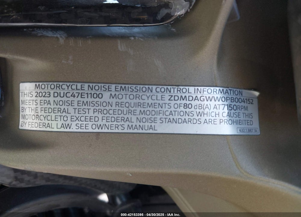 2023 DUCATI PANIGALE V4S VIN: ZDMDAGWW0PB004152