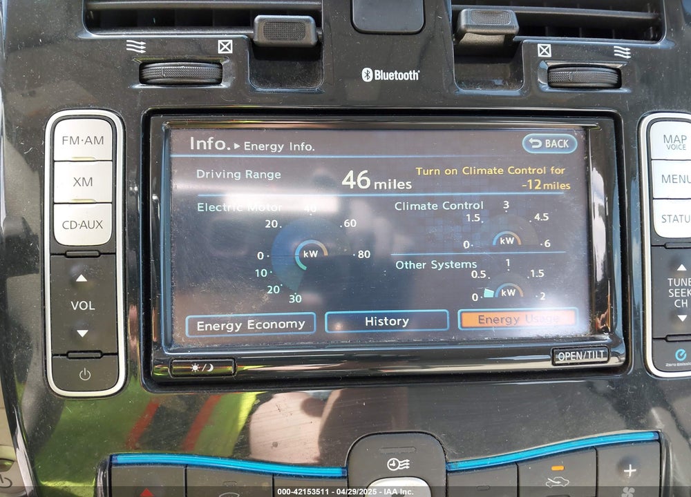 2011 NISSAN LEAF SL VIN: JN1AZ0CP8BT006619