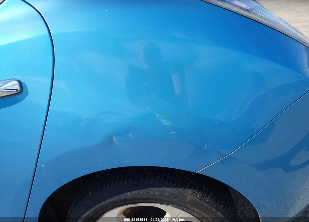 2011 NISSAN LEAF SL VIN: JN1AZ0CP8BT006619