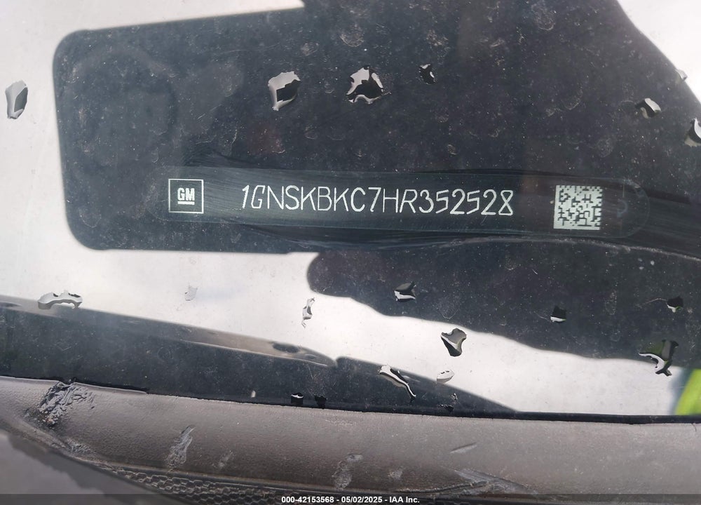 2017 CHEVROLET TAHOE LT VIN: 1GNSKBKC7HR352528