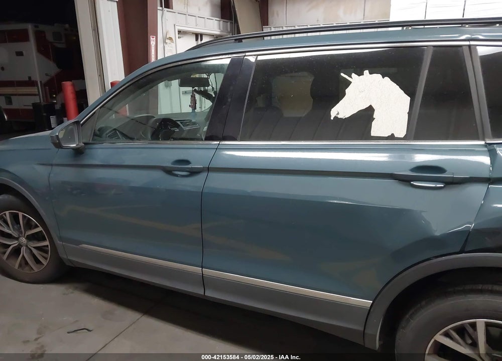 2020 VOLKSWAGEN TIGUAN VIN: 3VV3B7AXXLM058423