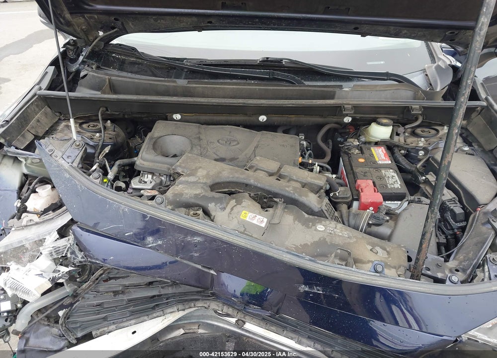 2021 TOYOTA RAV4 XLE VIN: JTMW1RFV1MD062147