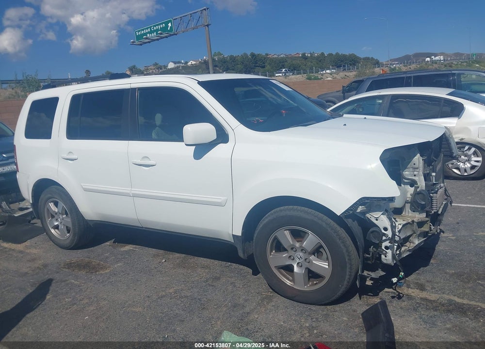 2011 HONDA PILOT EX-L VIN: 5FNYF3H57BB036288