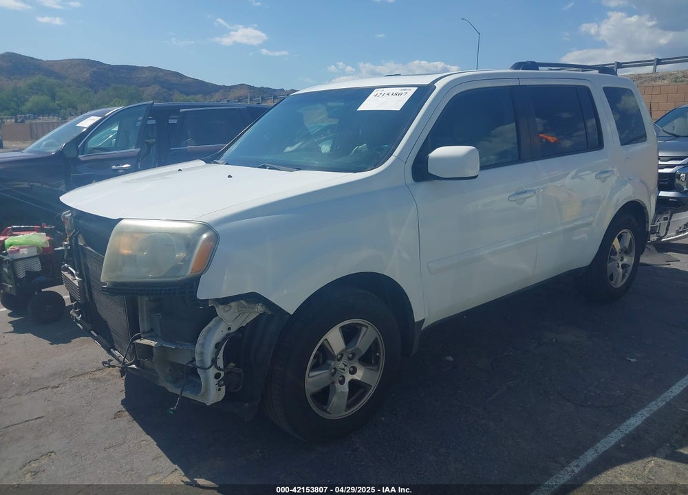 2011 HONDA PILOT EX-L VIN: 5FNYF3H57BB036288