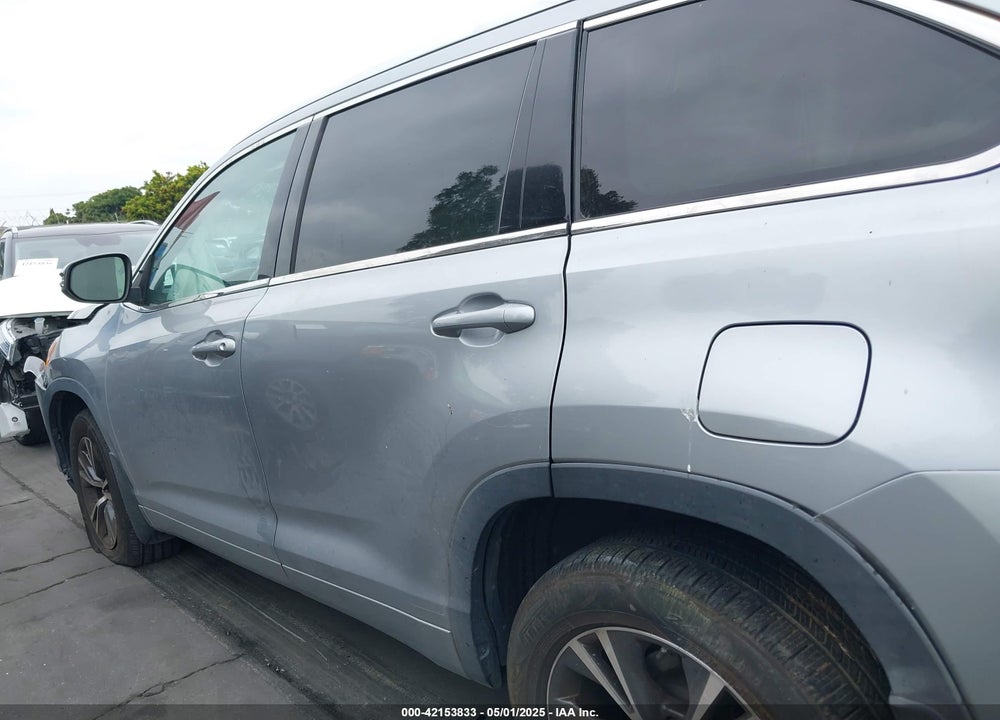 2016 TOYOTA HIGHLANDER XLE V6 VIN: 5TDJKRFH7GS313781