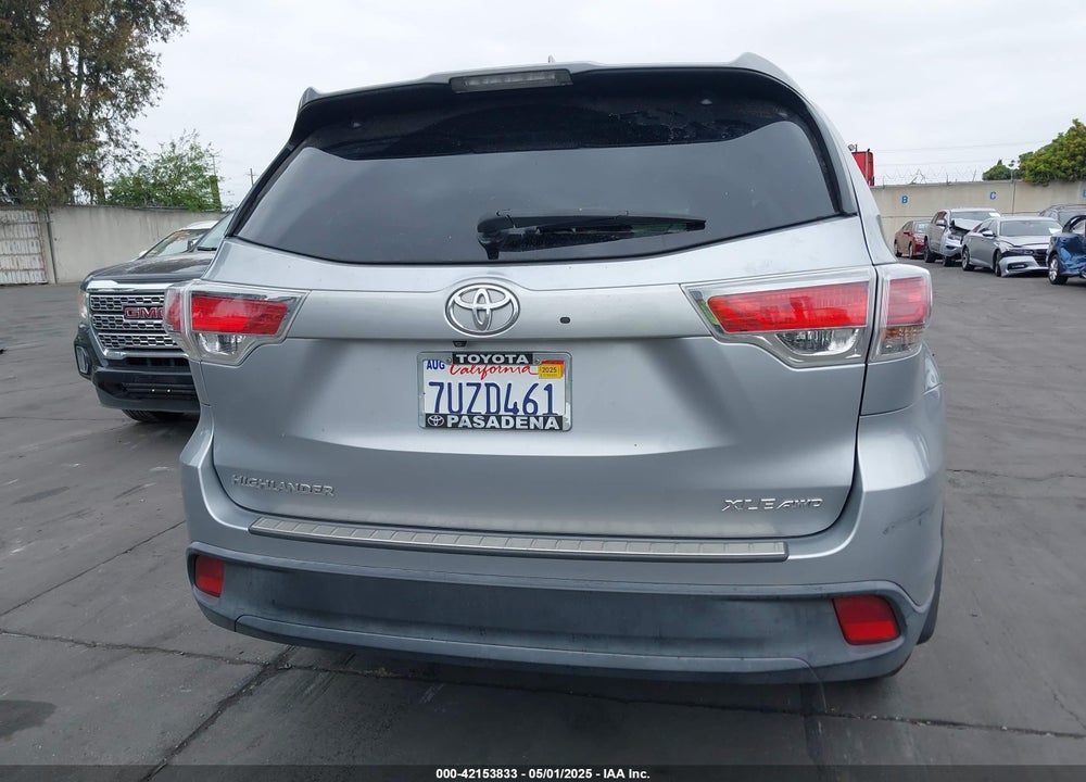2016 TOYOTA HIGHLANDER XLE V6 VIN: 5TDJKRFH7GS313781