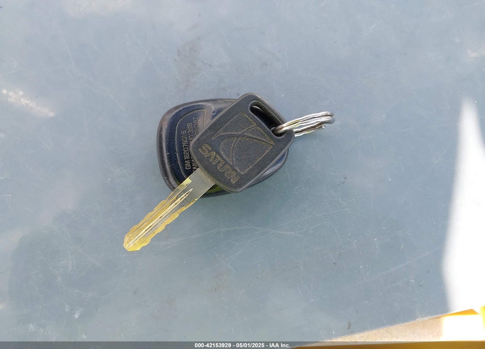 1997 SATURN SL SL1 VIN: 1G8ZH5285VZ117635