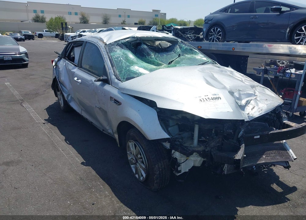 2017 KIA OPTIMA LX VIN: KNAGT4L32H5157432