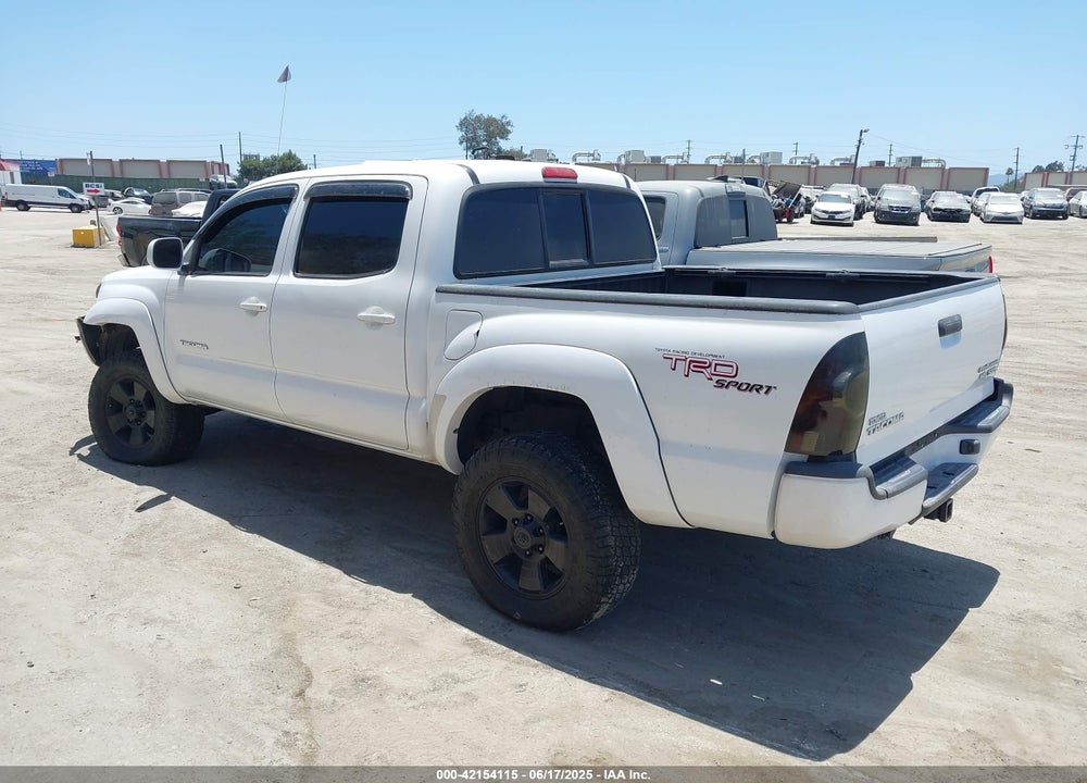 2011 TOYOTA TACOMA PRERUNNER V6 VIN: 3TMJU4GN0BM114873