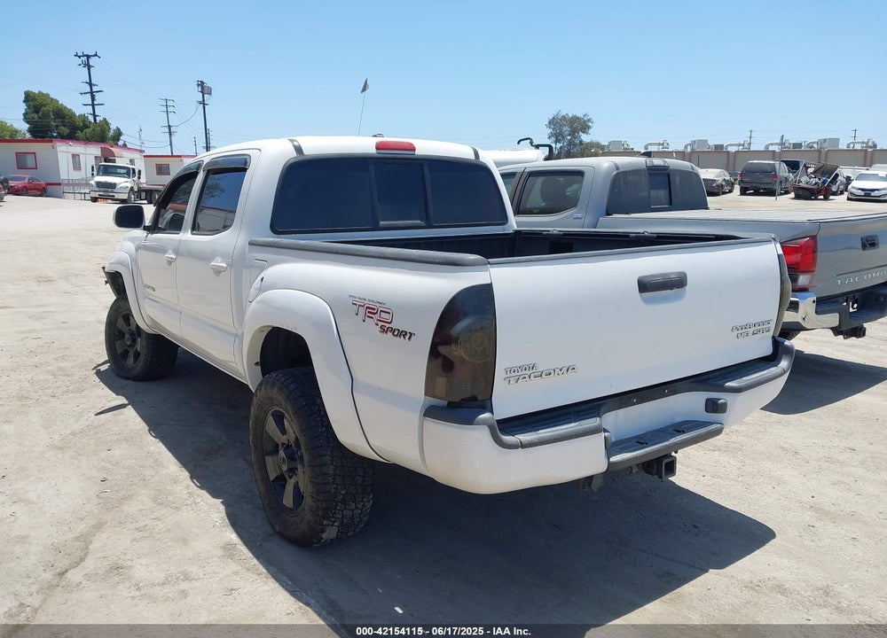 2011 TOYOTA TACOMA PRERUNNER V6 VIN: 3TMJU4GN0BM114873