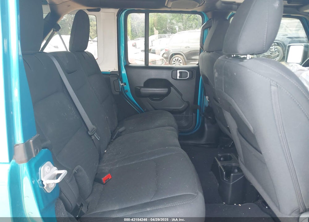 2020 JEEP WRANGLER UNLIMITED SPORT S 4X4 VIN: 1C4HJXDG4LW331133