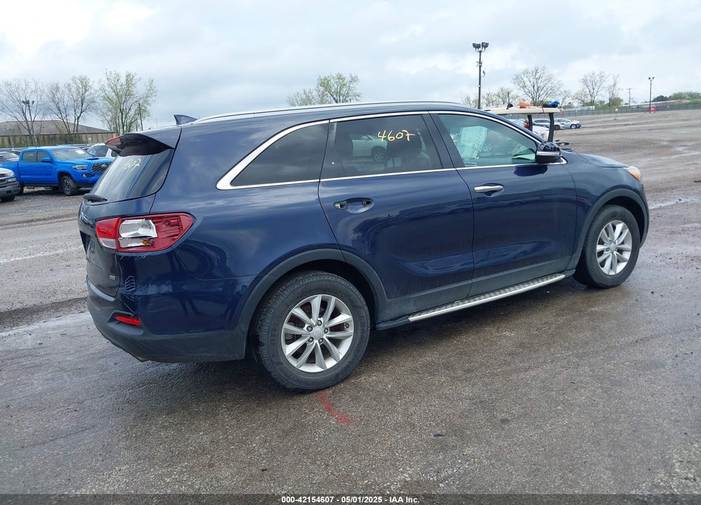 2016 KIA SORENTO 2.4L LX VIN: 5XYPG4A35GG080801
